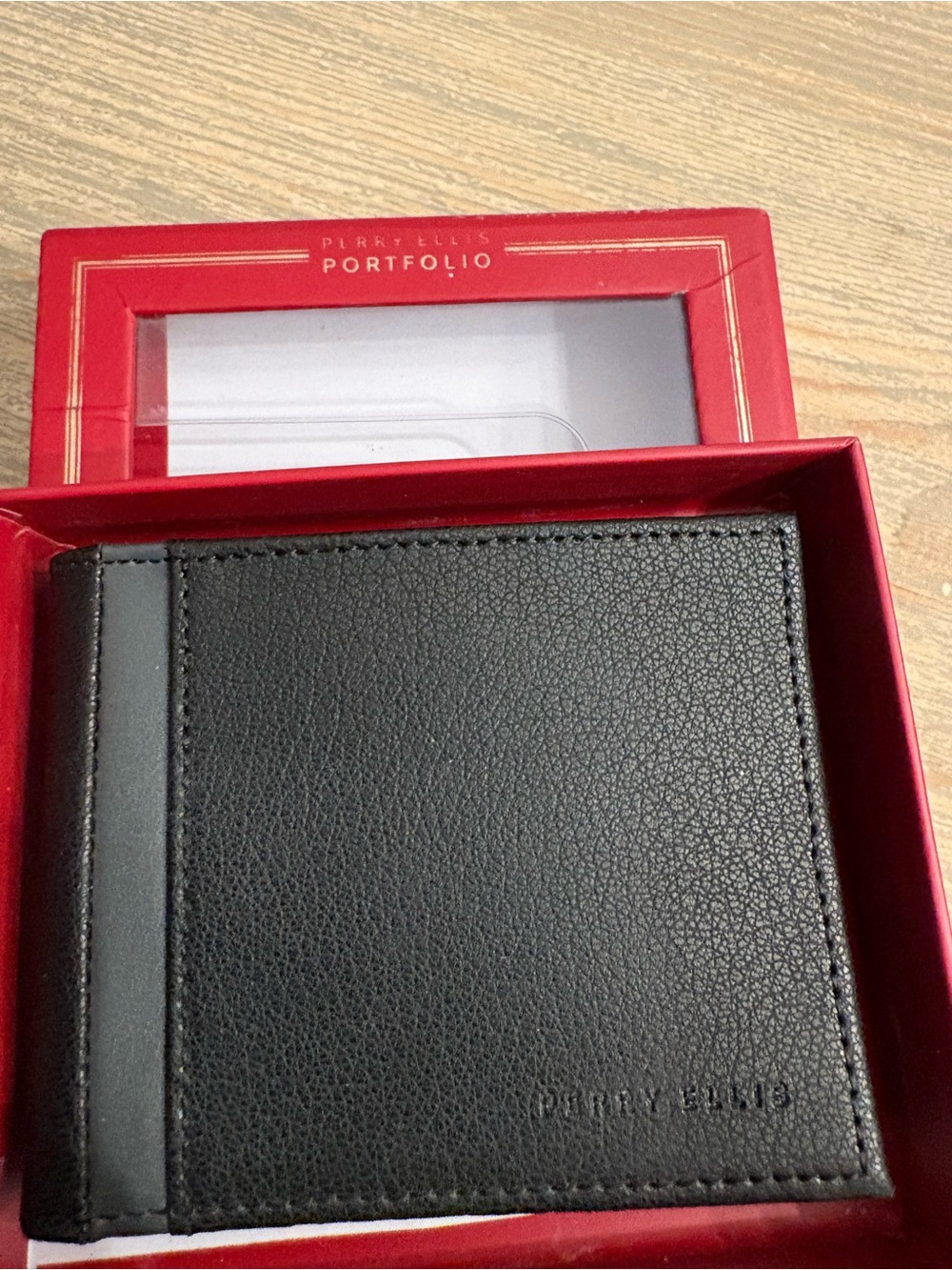 NWT Perry Ellis Black Leather Wallet with Contrast Stitching
